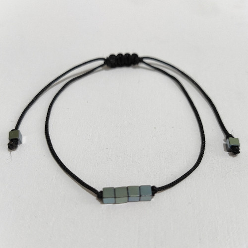 دستبند سنگ حدید