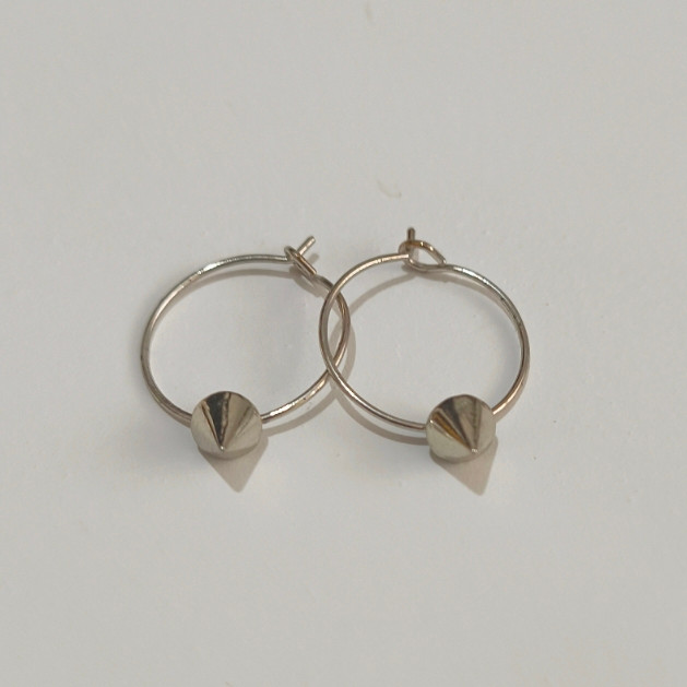 گوشواره نقره ای مدل میخی