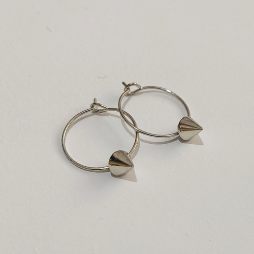 گوشواره نقره ای مدل اسپایک