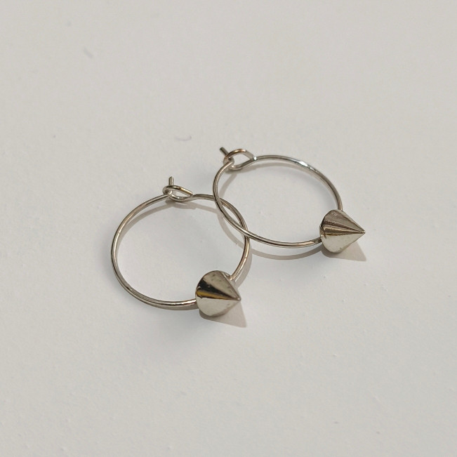 گوشواره نقره ای مدل اسپایک