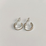 گوشواره نیم حلقه نقره ای