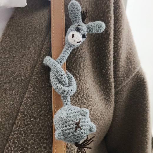 عروسک بافتنی الاغ